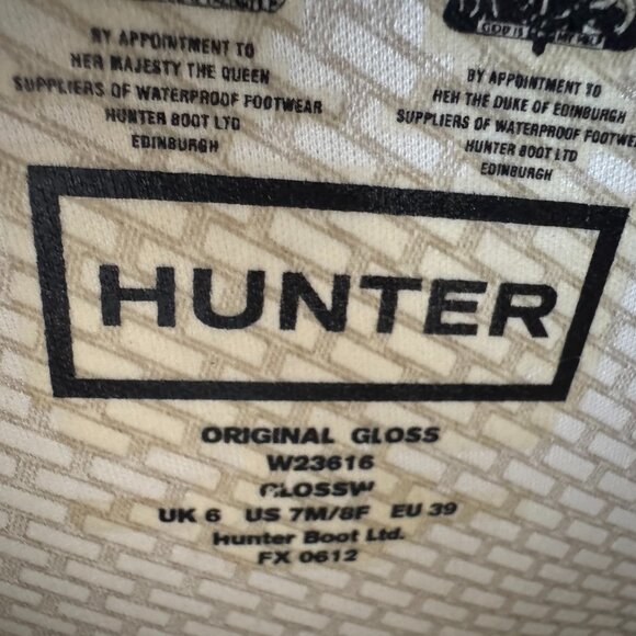 Hunter Original Tall Gloss Casual Rain Boots, Fall Red, in Women's 7 - Picture 8 of 12